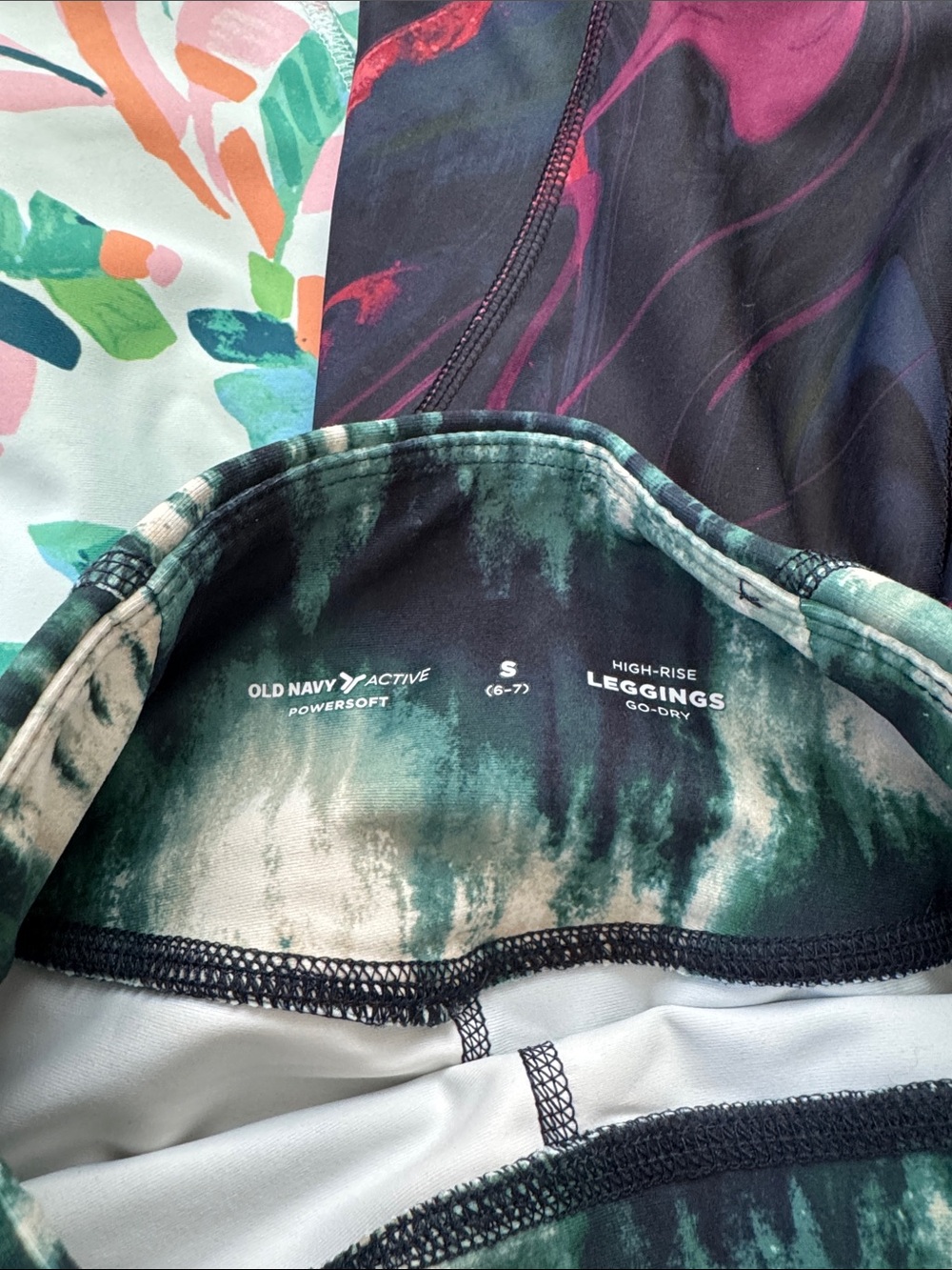 Old Navy active bundle - Picture 3 of 8